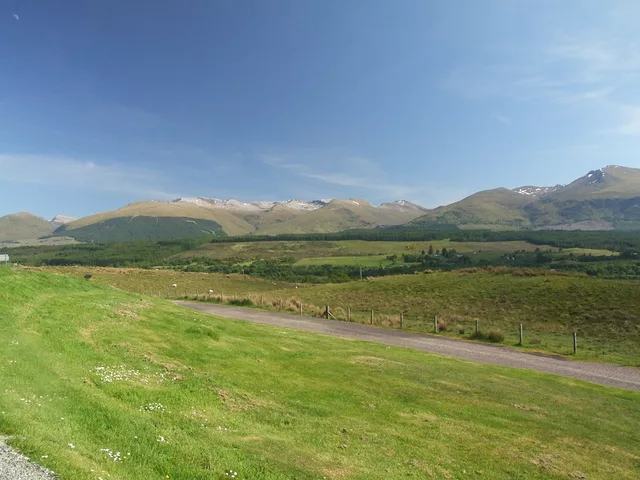 landscape by Gregor Petrovic