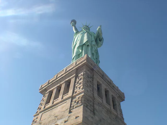 Statue Liberty