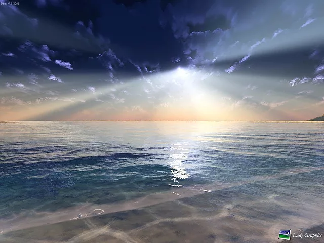 Pretty Flash over sea