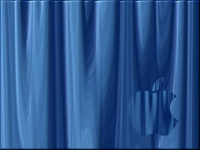 Blueblinds and apple