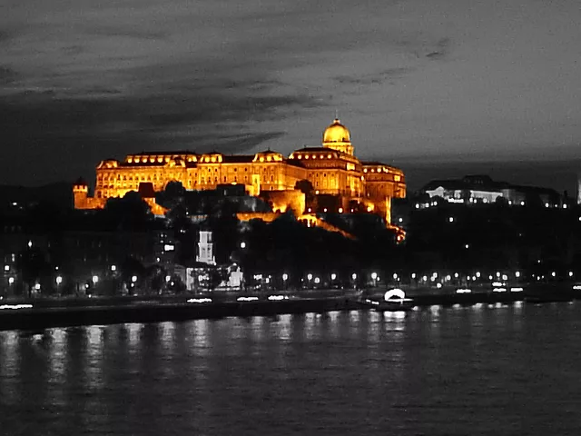 BUDAPEST CASTLE